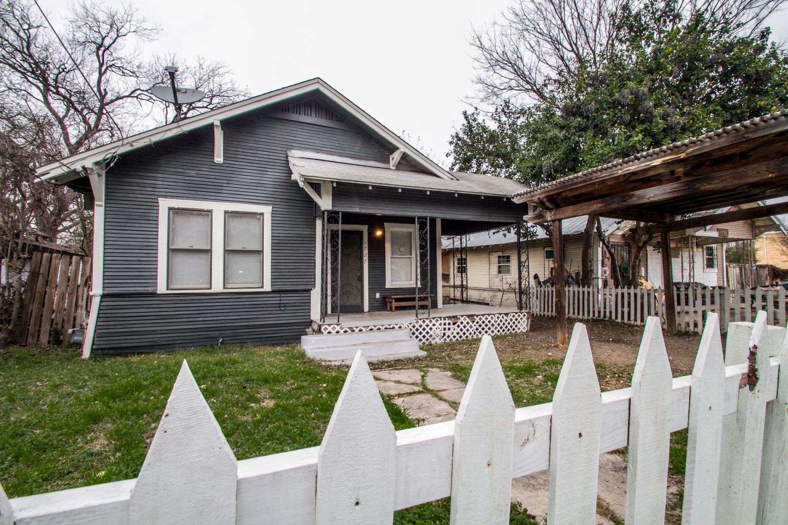 1727 Nolan – photo 1