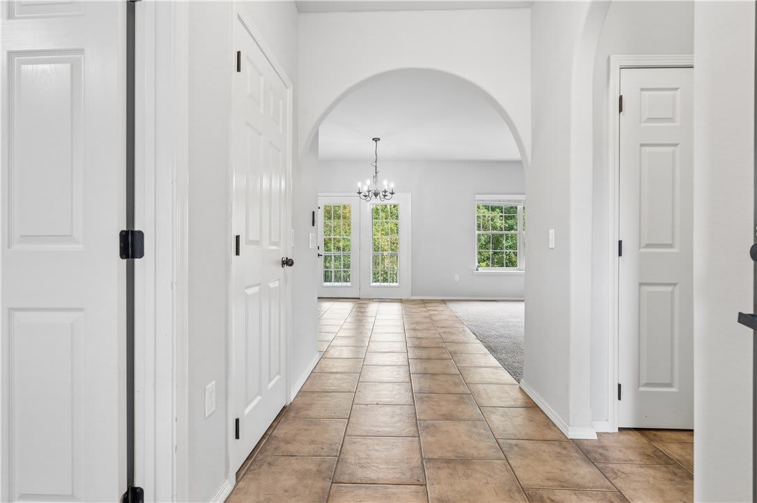 36 Westbury Drive – photo 3