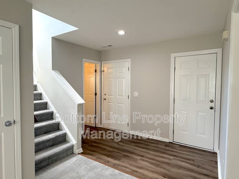 4133 Robinwood Dr – photo 3