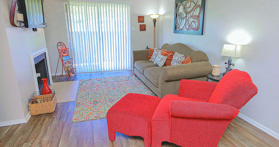 The Ashton Apartments – photo 4