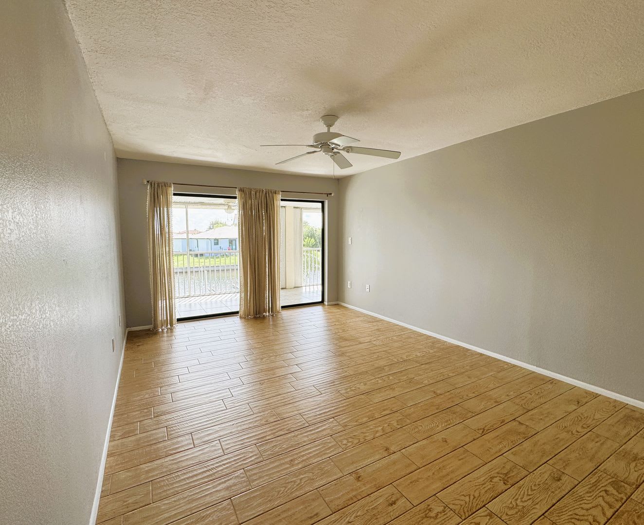 1400 Mineo Dr – photo 4
