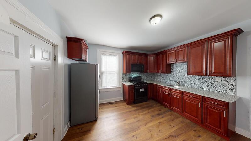 706 E. 43rd Street – photo 4
