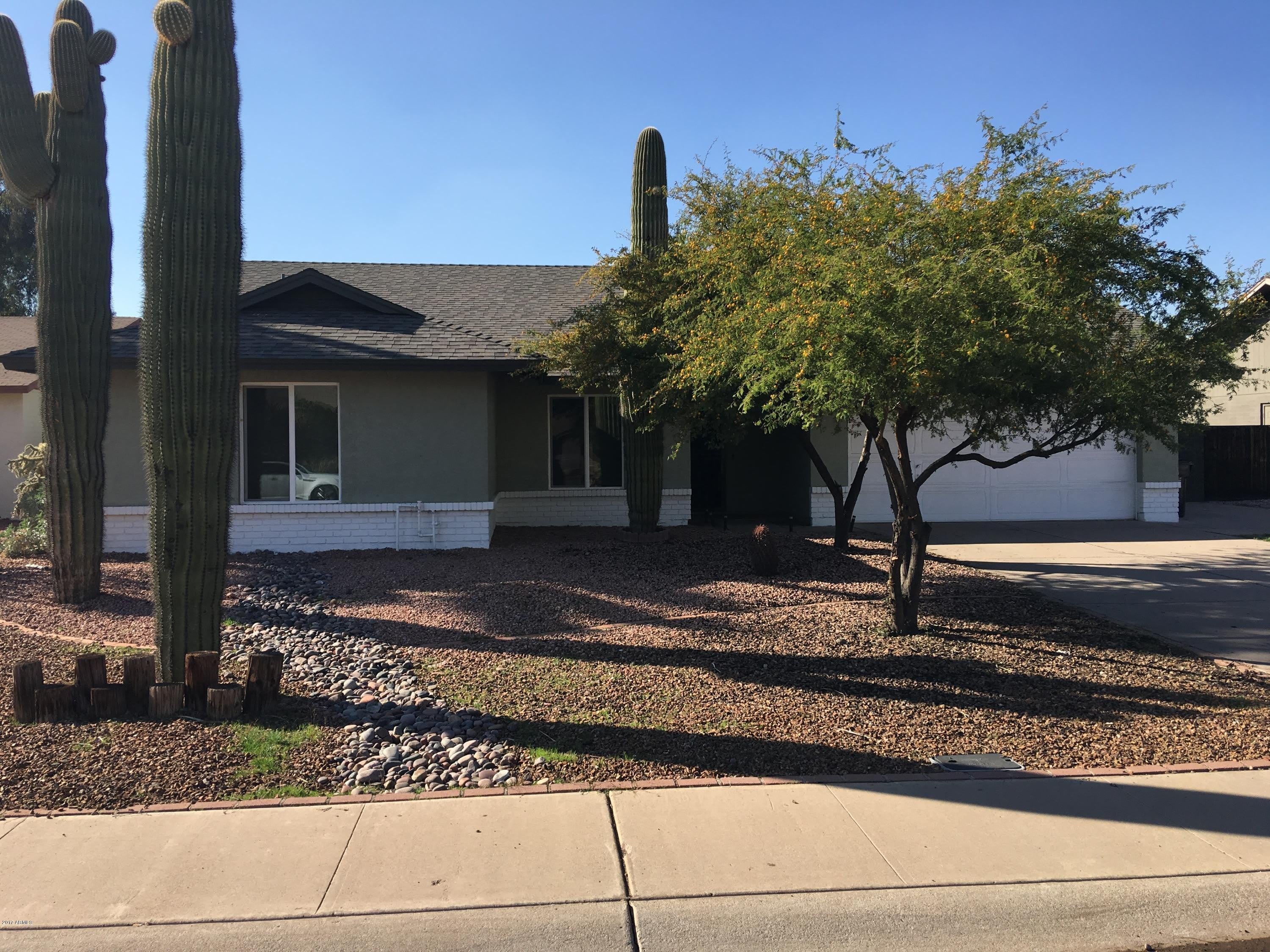 6530 S Farmer Avenue – photo 3