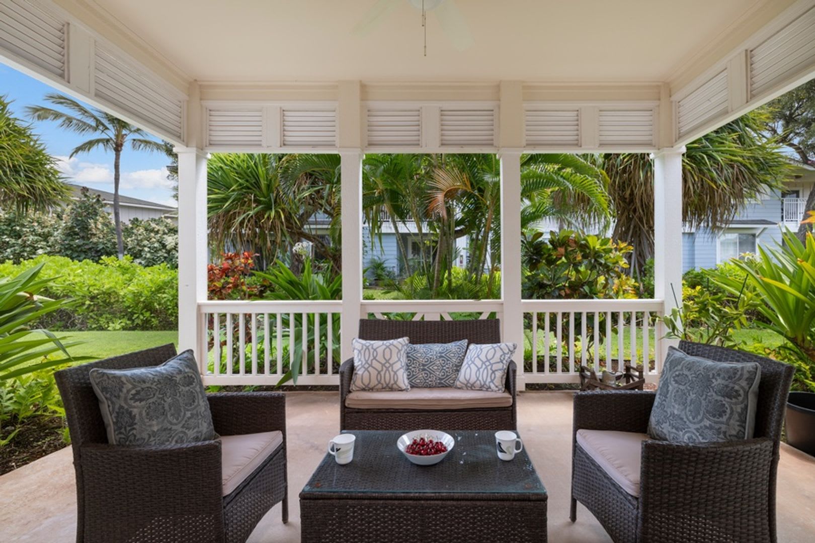Coconut Plantation 1192-2: Tropical Retreat w/ Lanai, Walk to Beach, No AC or Garage Access – photo 2