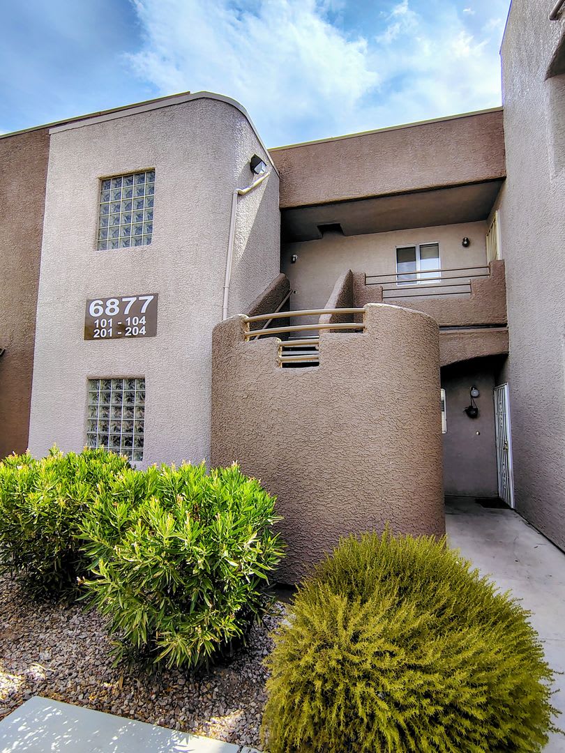 2 Bed/2Bath Condo – photo 1