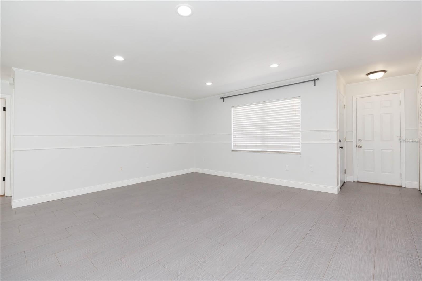 2307 LINCOLN Court – photo 5