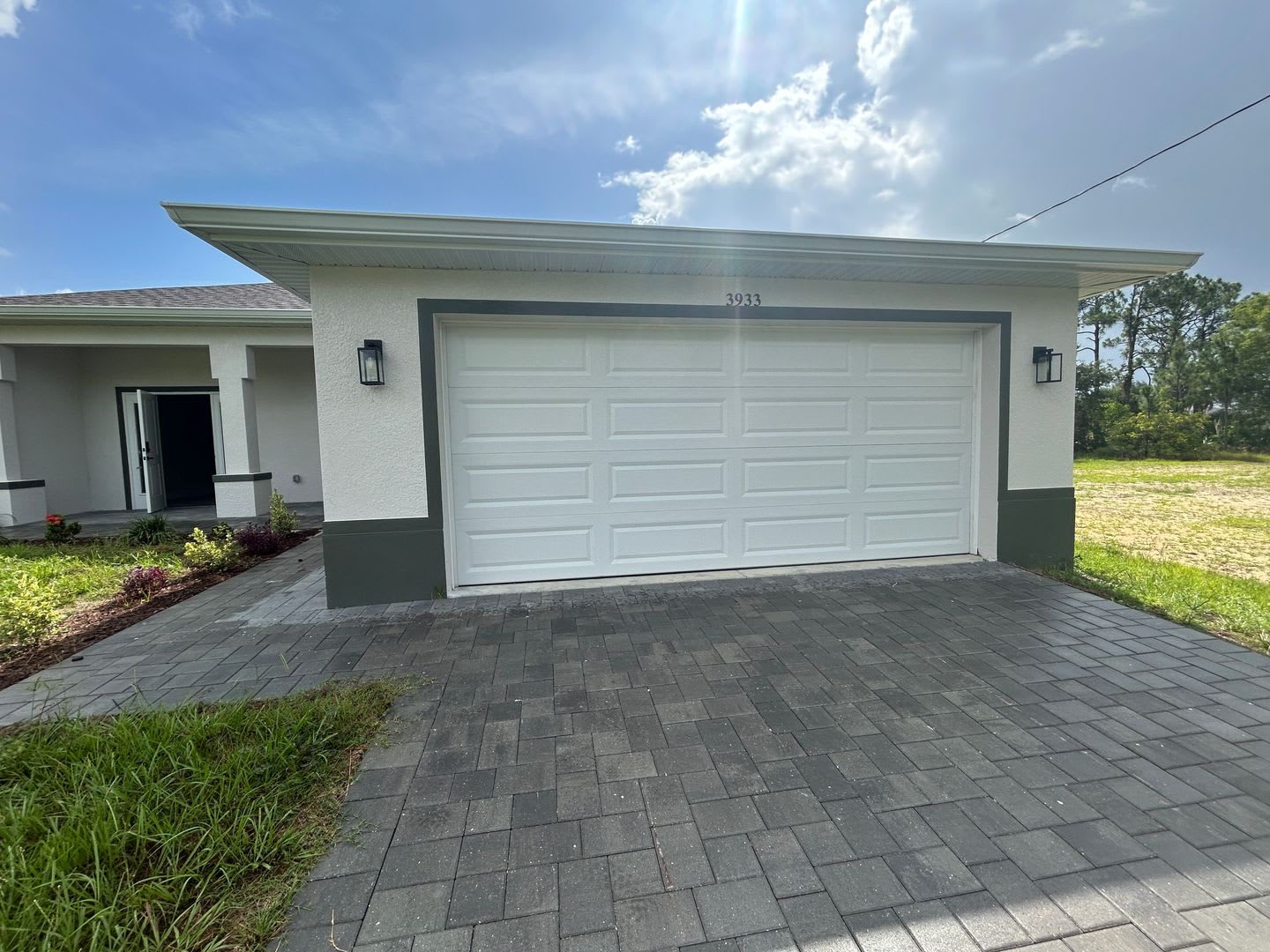 New construction 4/3 off Gator Circle – photo 1