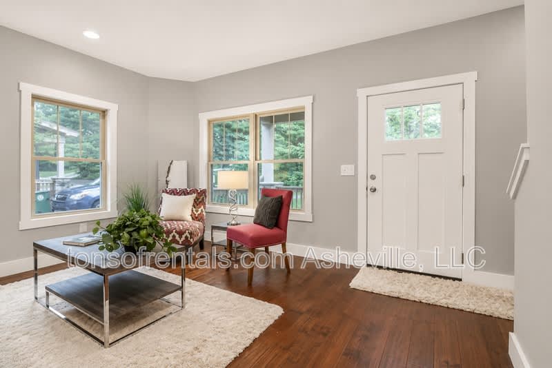 14 Cedar Street – photo 3