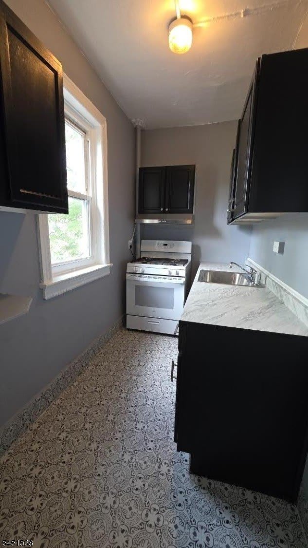318 Centre St – photo 3