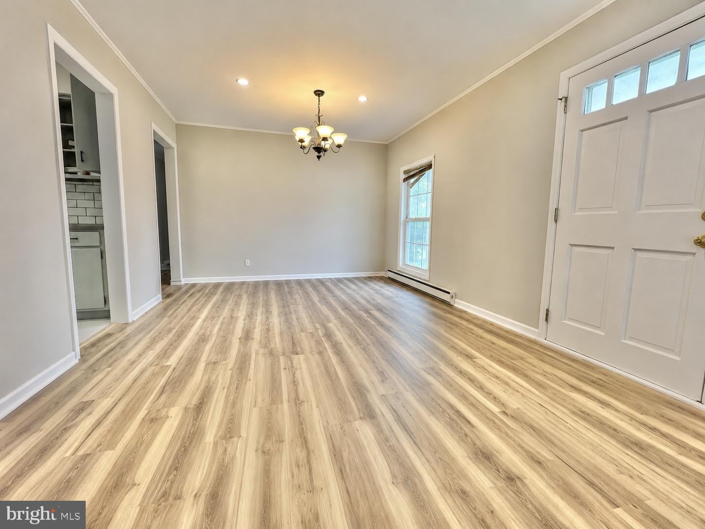 226 ELWYN Avenue – photo 5