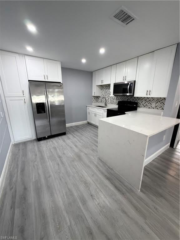 4375 Golden Gate Pkwy – photo 2