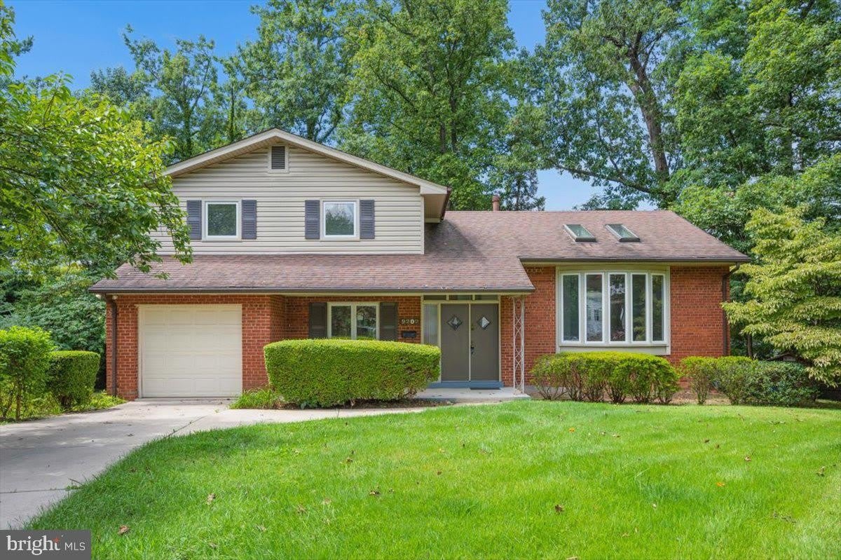9202 WILMETT Court – photo 1