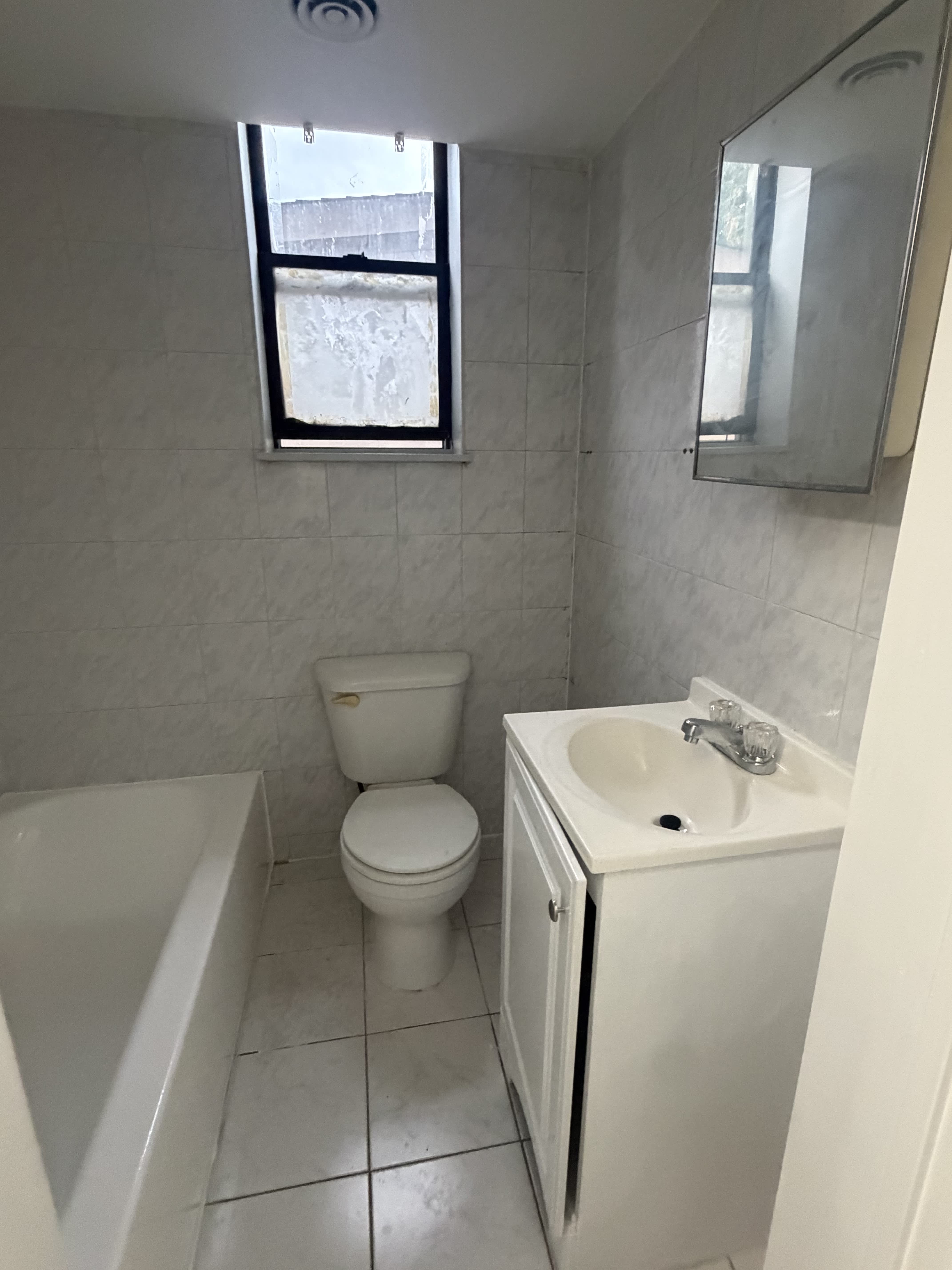 61 Concord St – photo 5