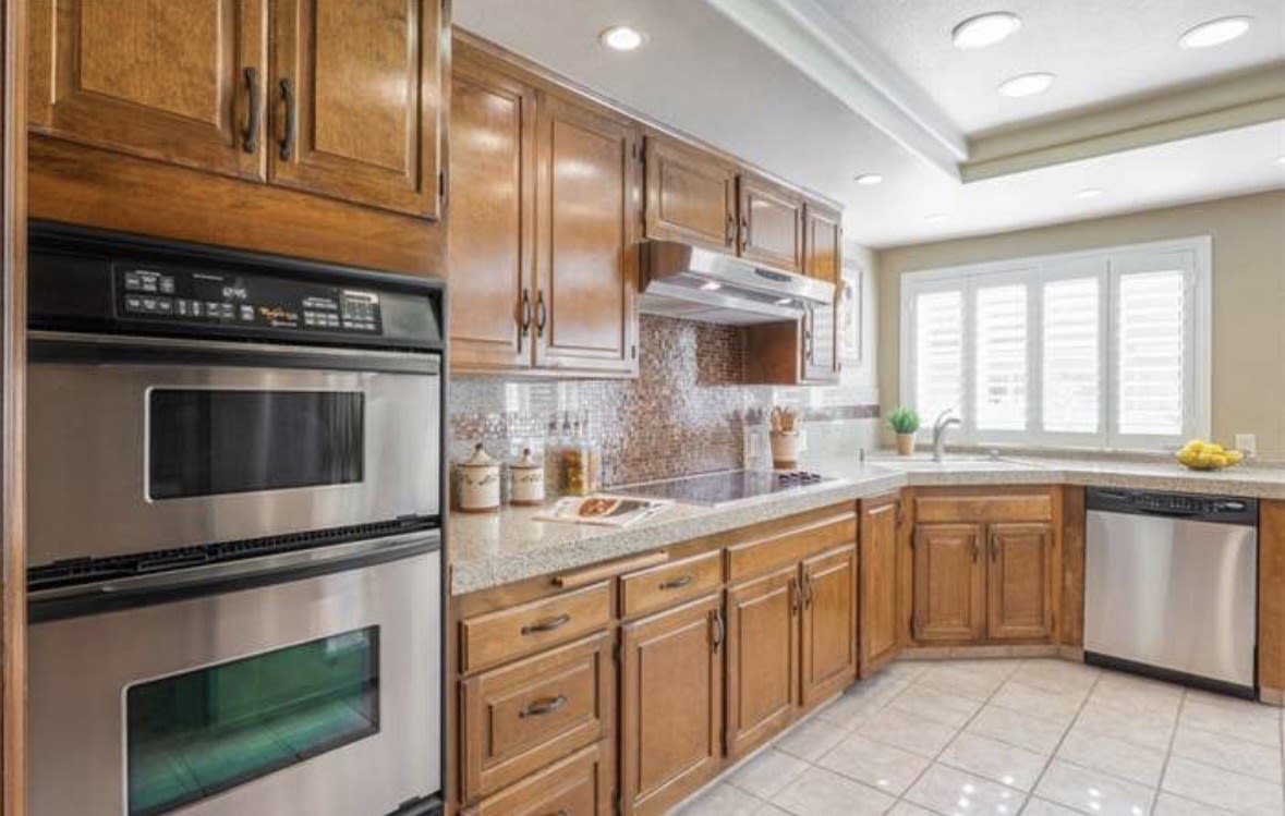 6272 Riviera Cir – photo 2