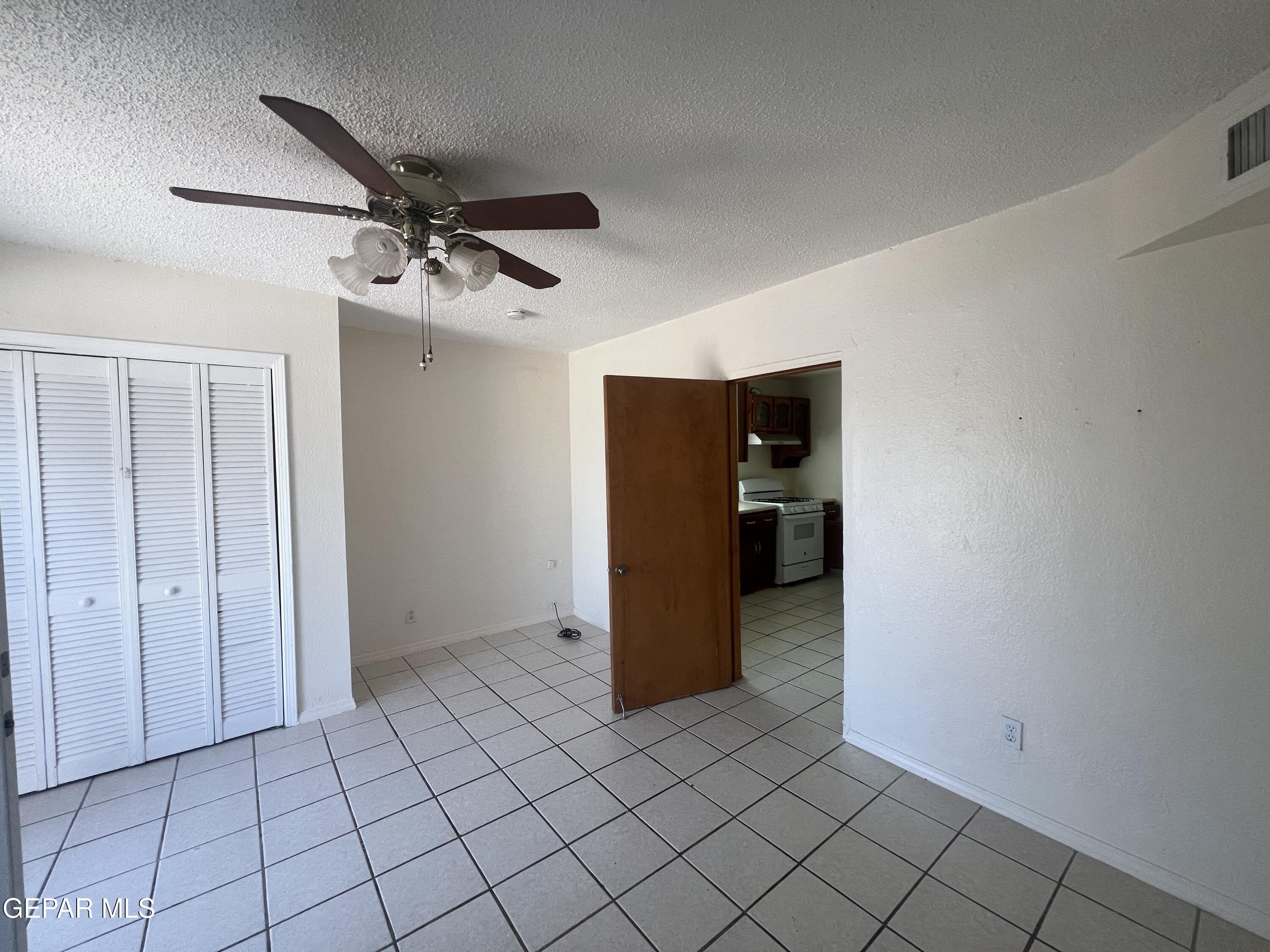 1006 Meadow Road – photo 5