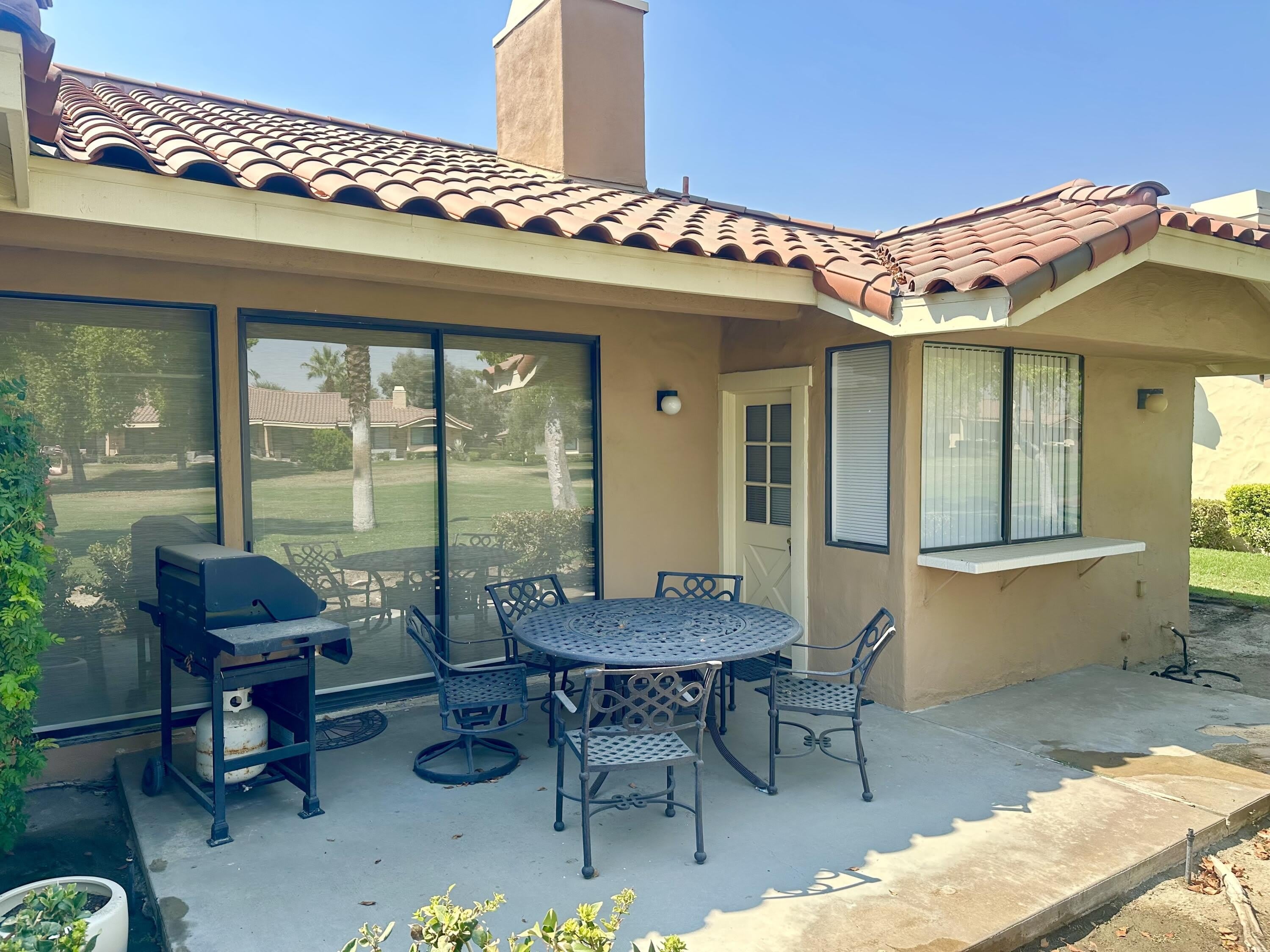 316 S Sierra Madre – photo 2