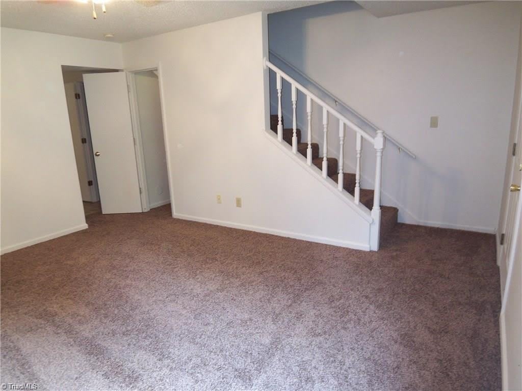 219 Worth Street – photo 2