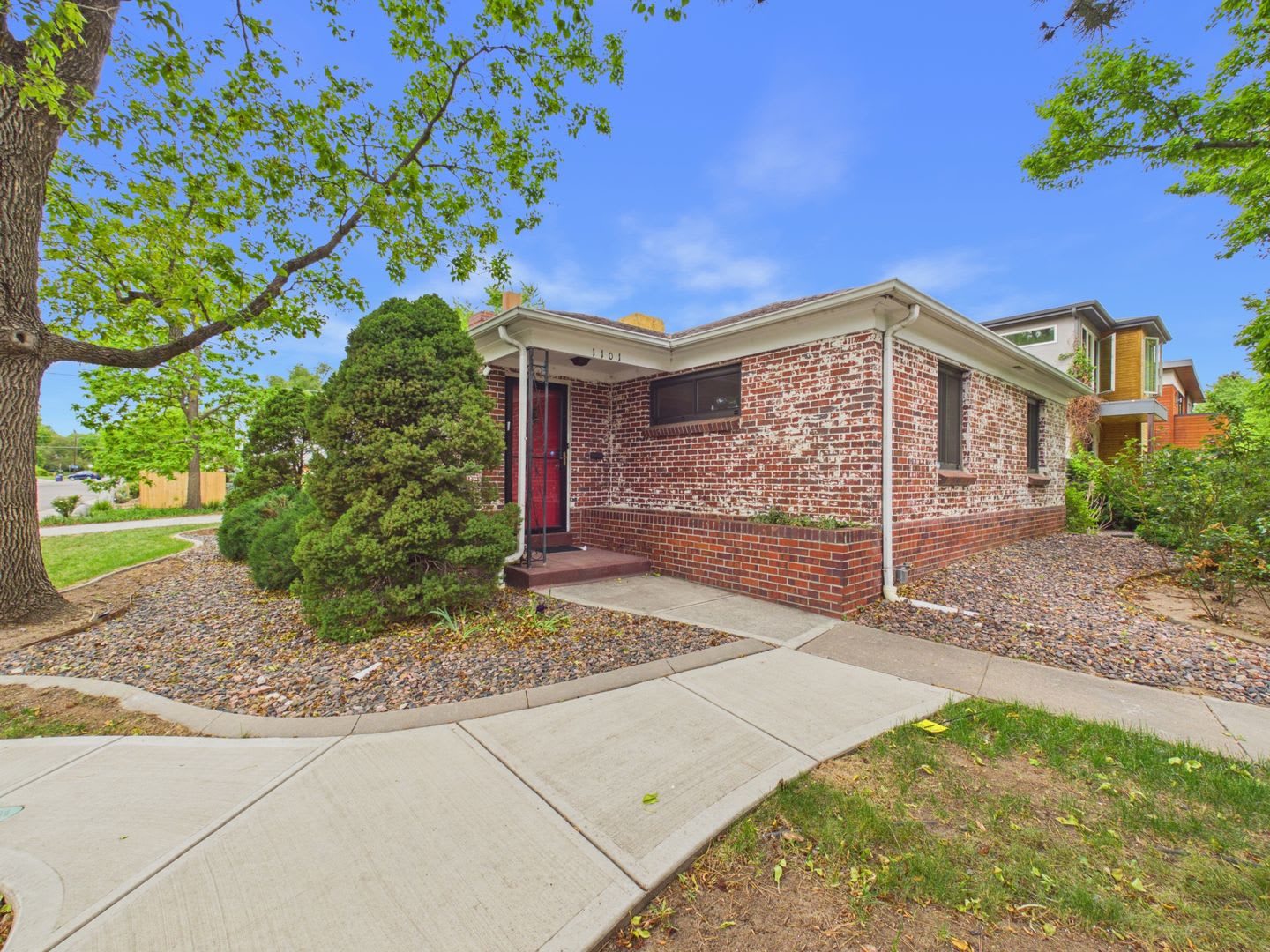 1101 Locust St – photo 2