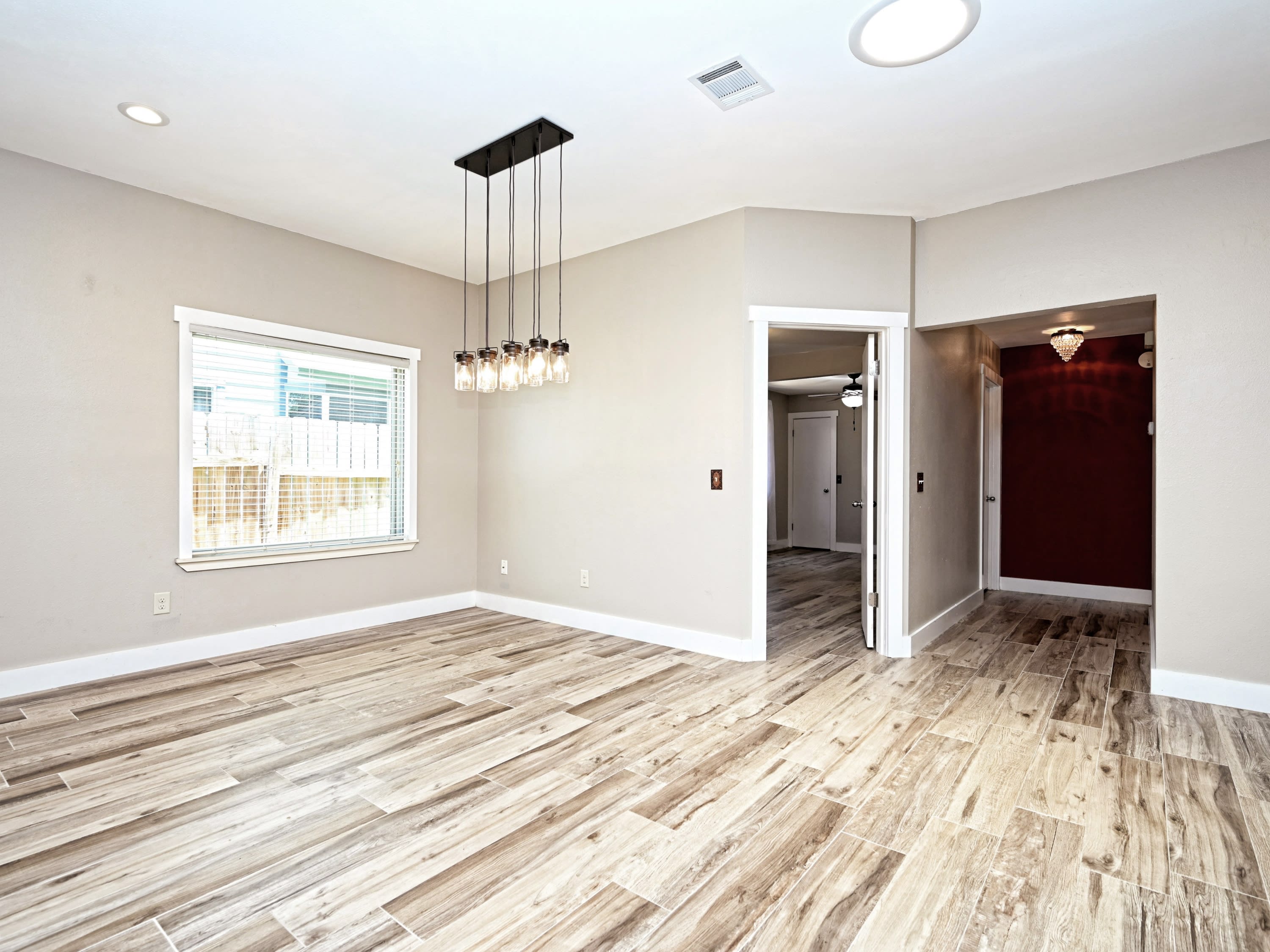 8406 Racine Trl – photo 4