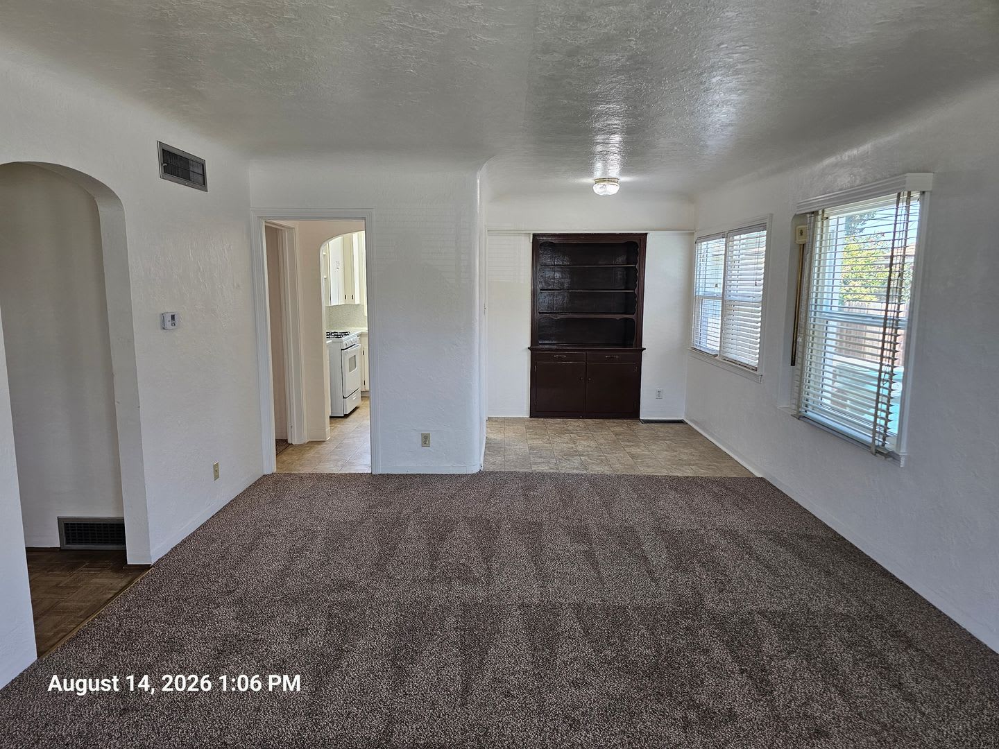 748 E. San Joaquin – photo 4