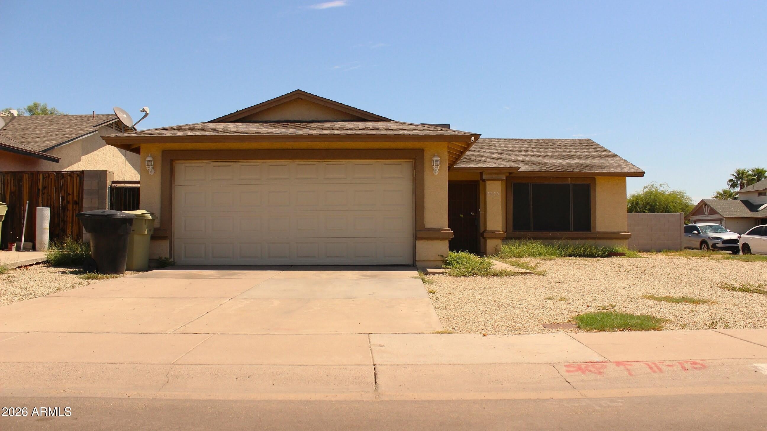 5425 N 74 Drive – photo 1