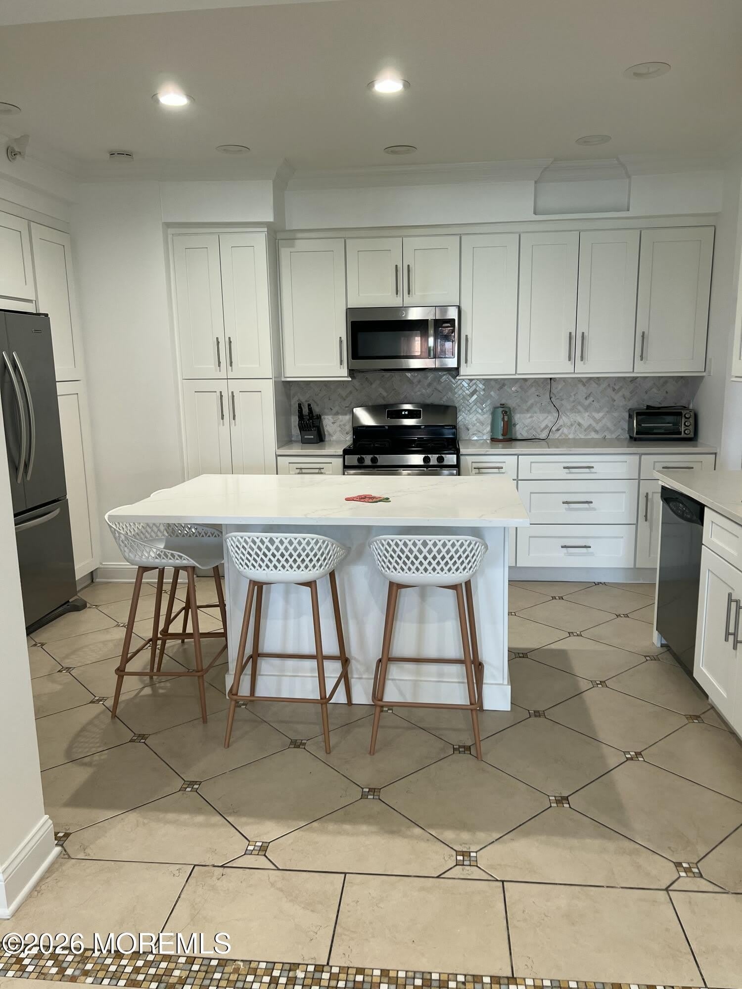 121 Riviera Drive – photo 3