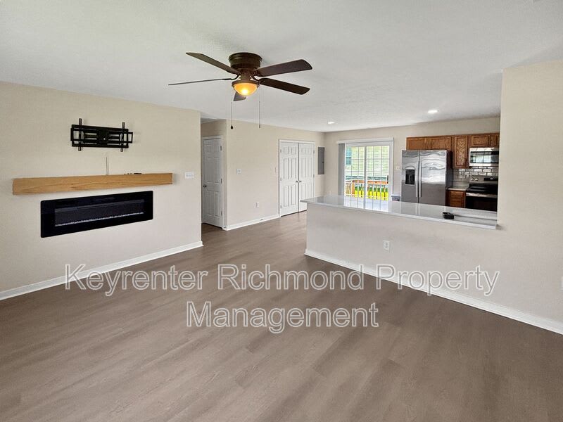 4717 Altair Road – photo 3
