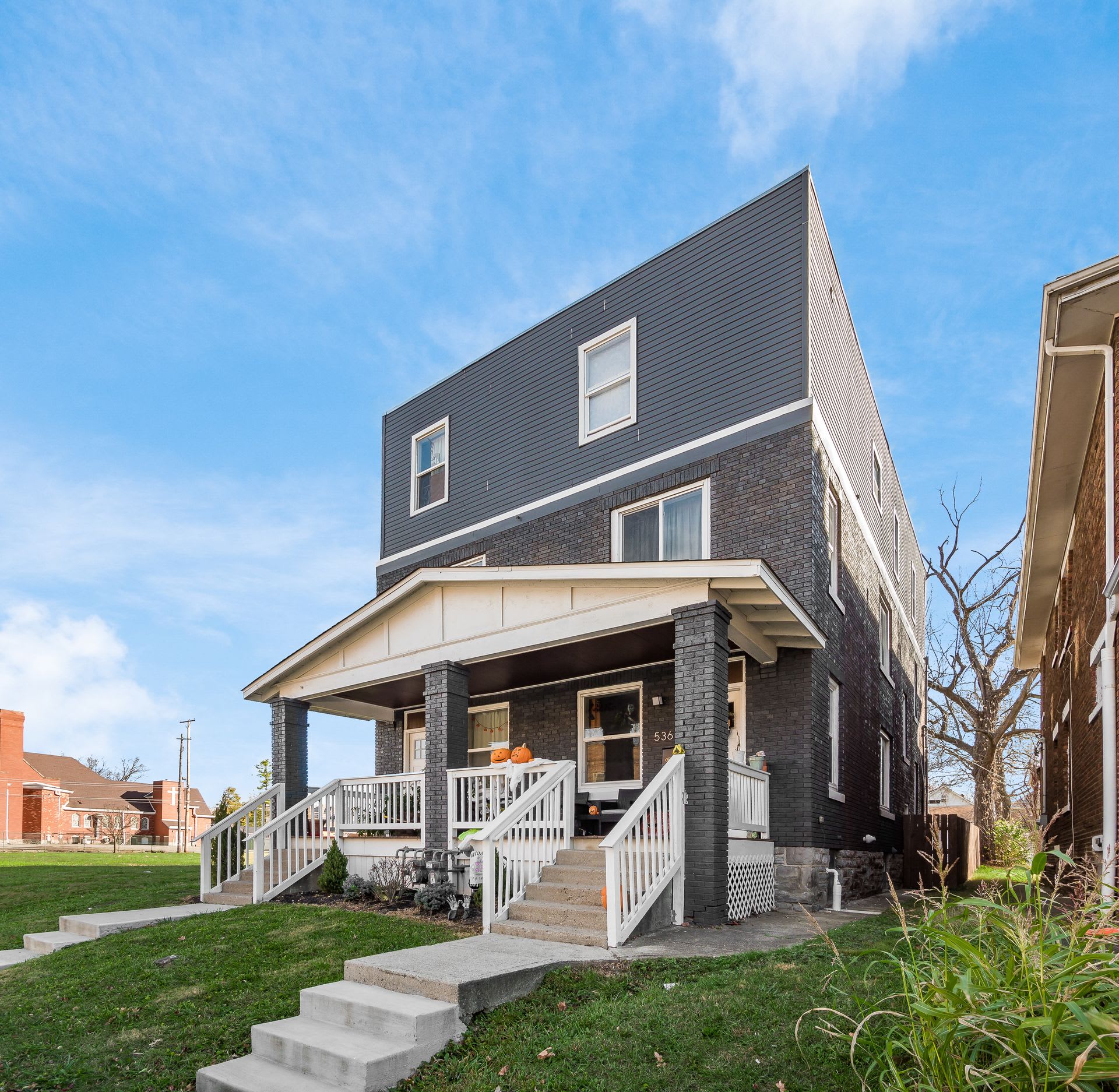 536 Oakwood Avenue – photo 1