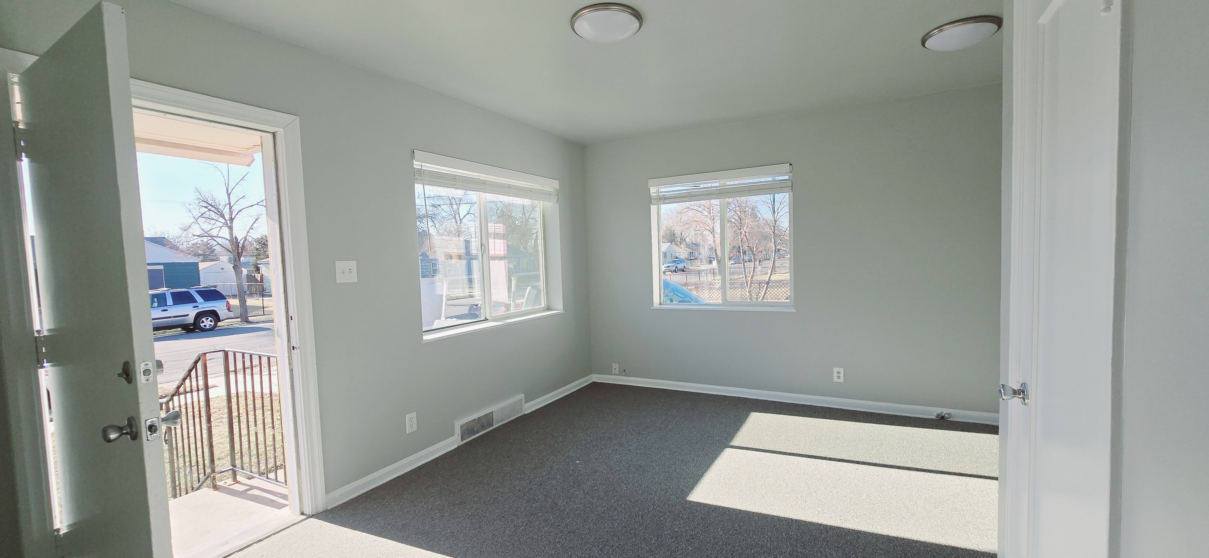 1388 Glenrose Dr S – photo 5