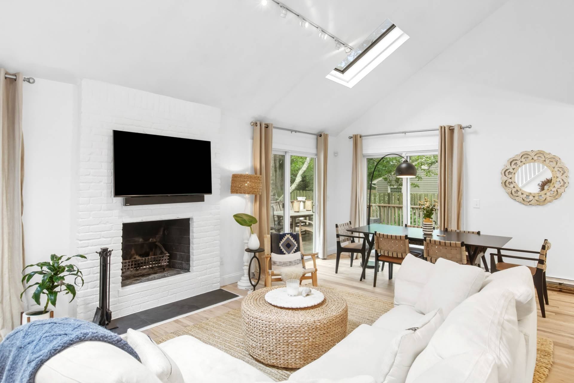 35 Kings Point Rd – photo 2