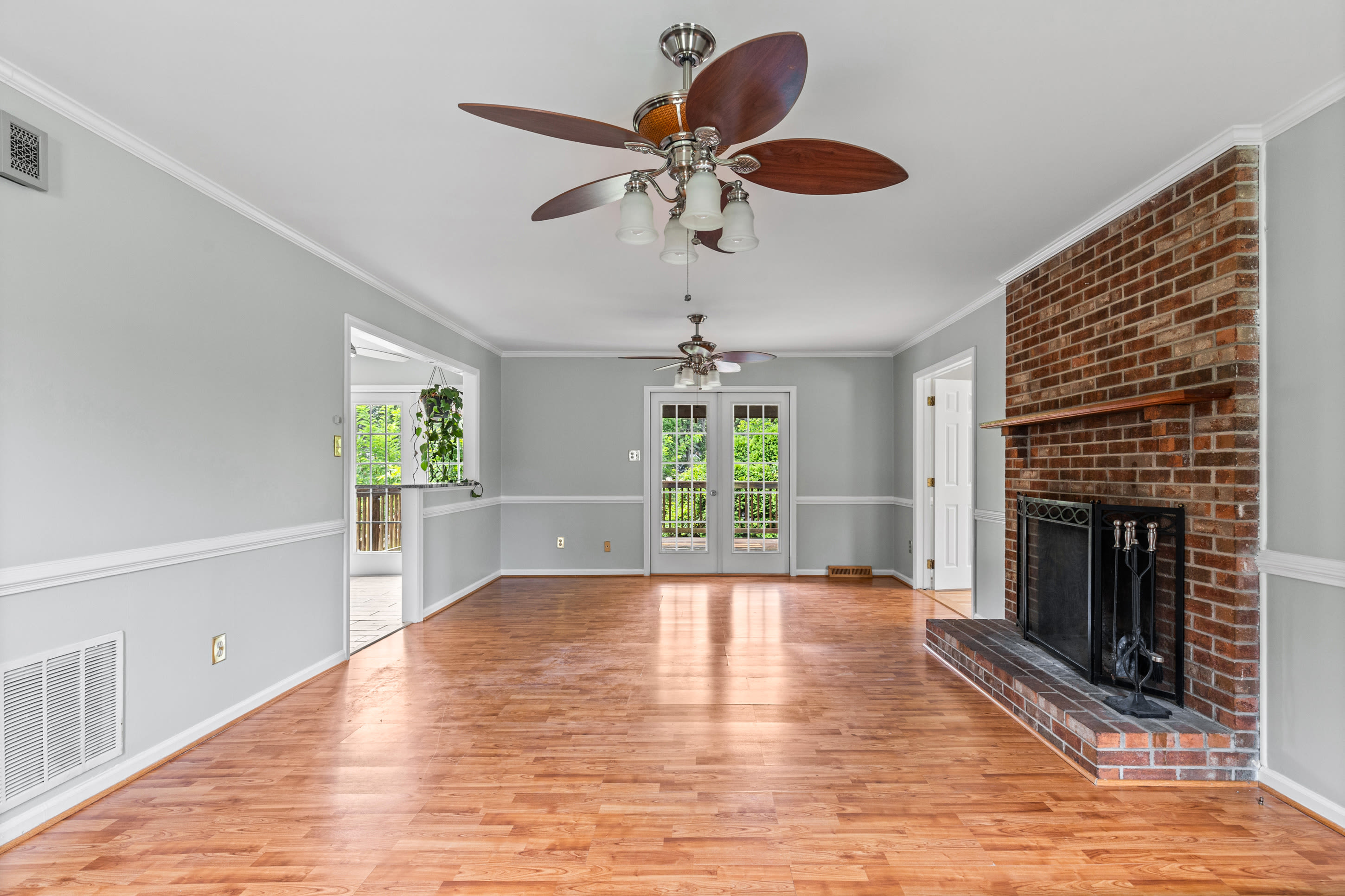1114 Collingwood Drive – photo 4