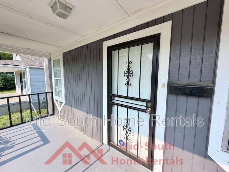 1545 Patton St – photo 3