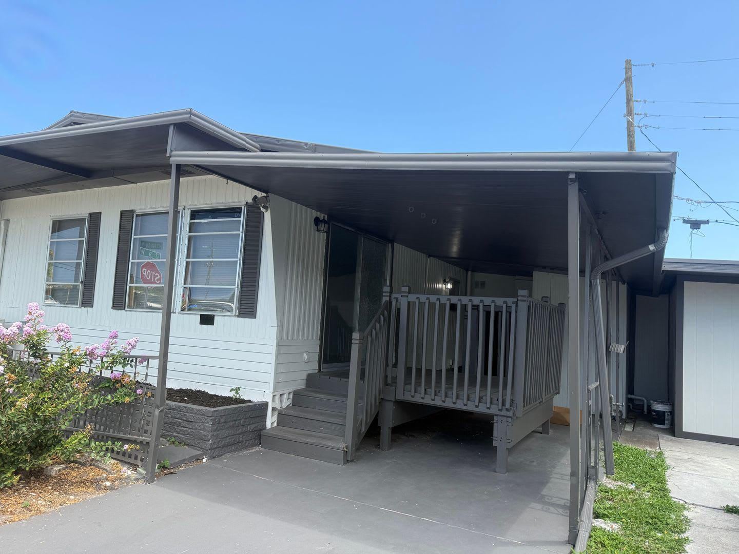 3 bedroom 2 bath – photo 2