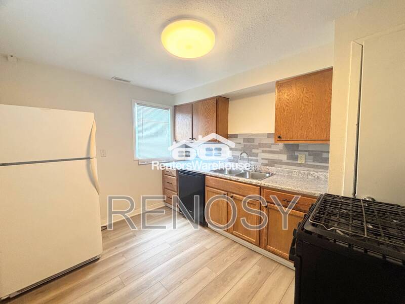 228 1St St – photo 3