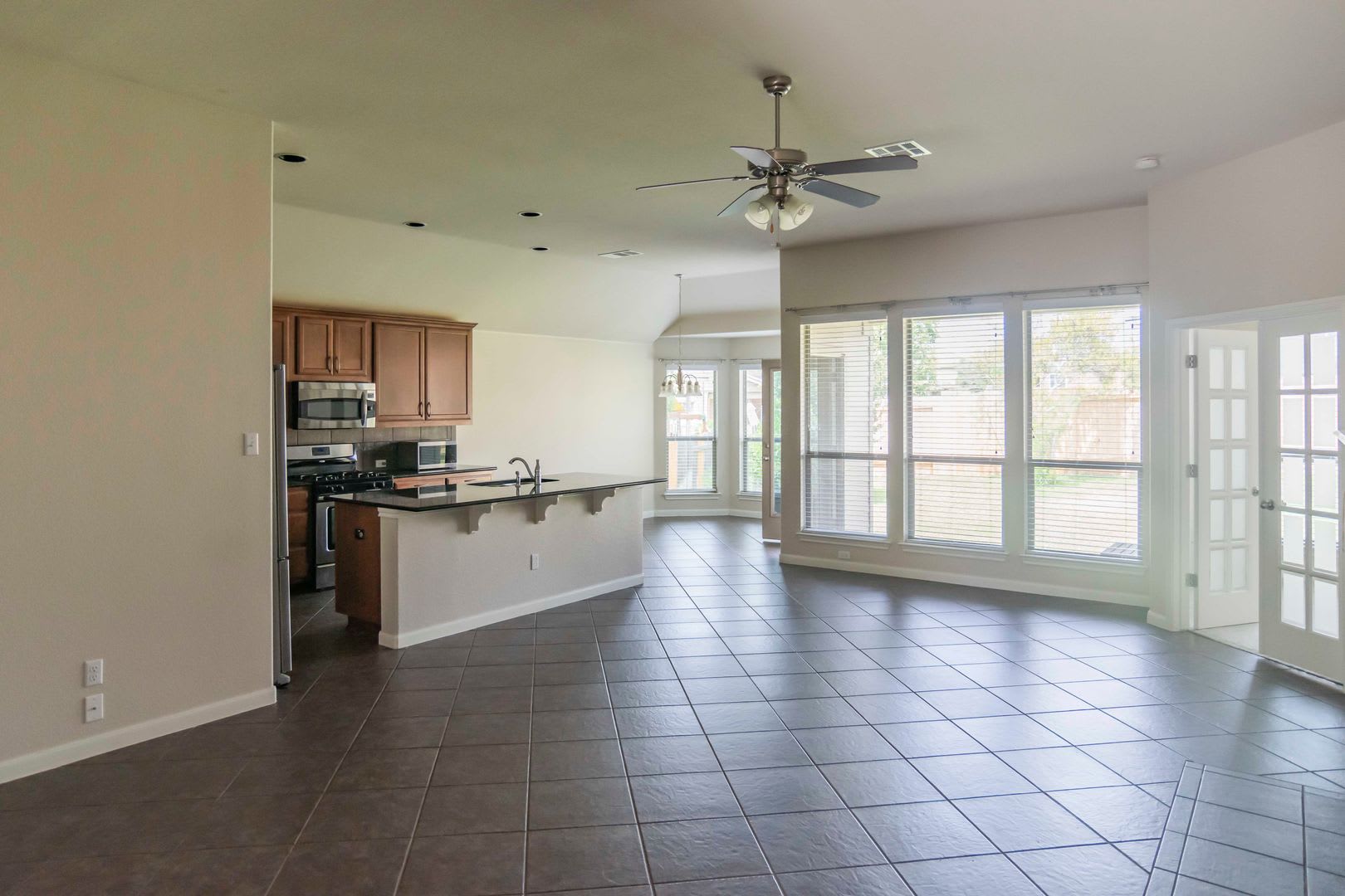 2542 Ravenwood Drive, Round Rock, TX, 78665 – photo 4