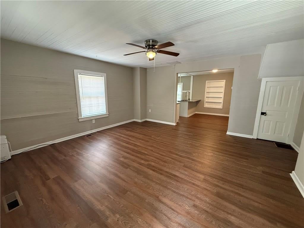 28 Quarry Street – photo 2