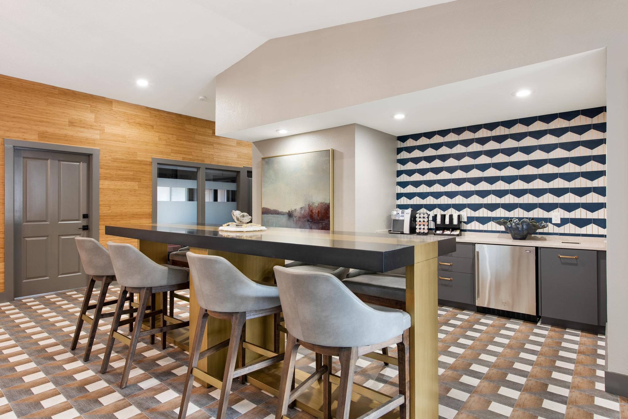 Mariners' Glen Apartment Homes – photo 3