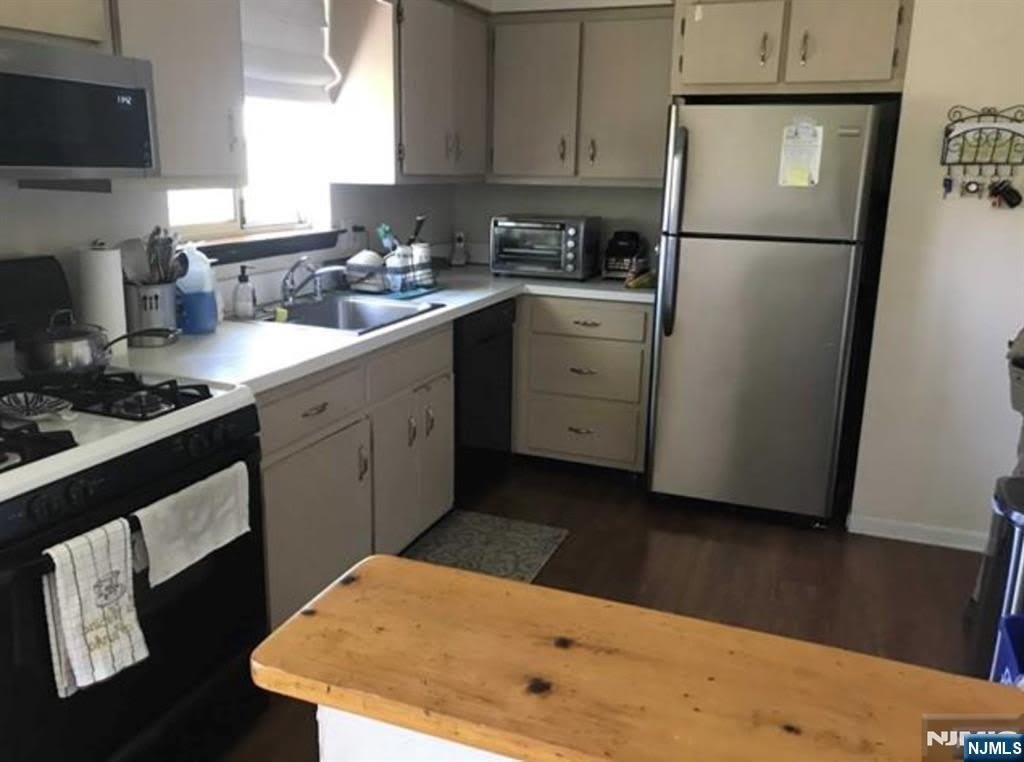 61 Hester Street – photo 1