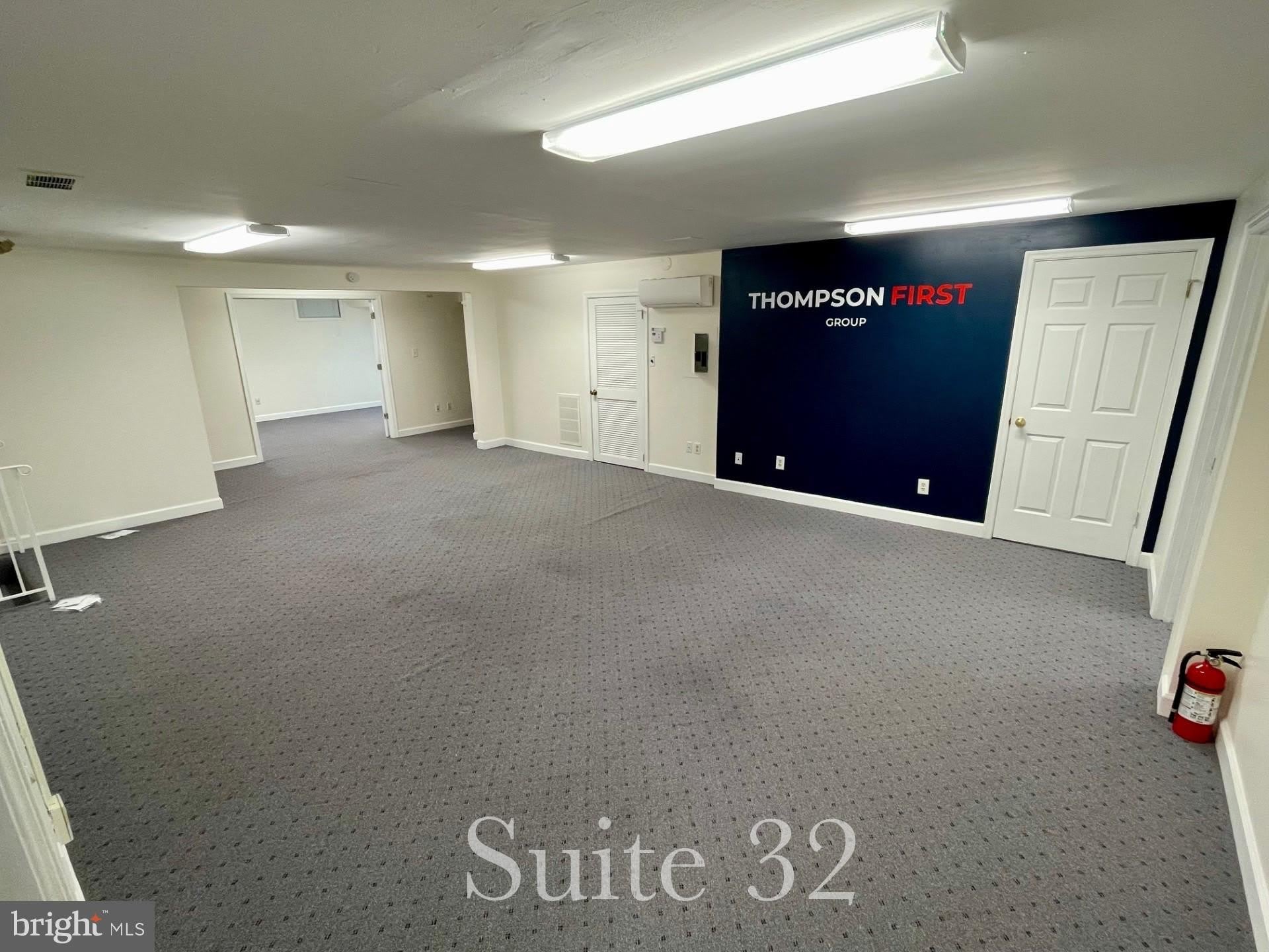 5201 W WOODMILL Drive – photo 2