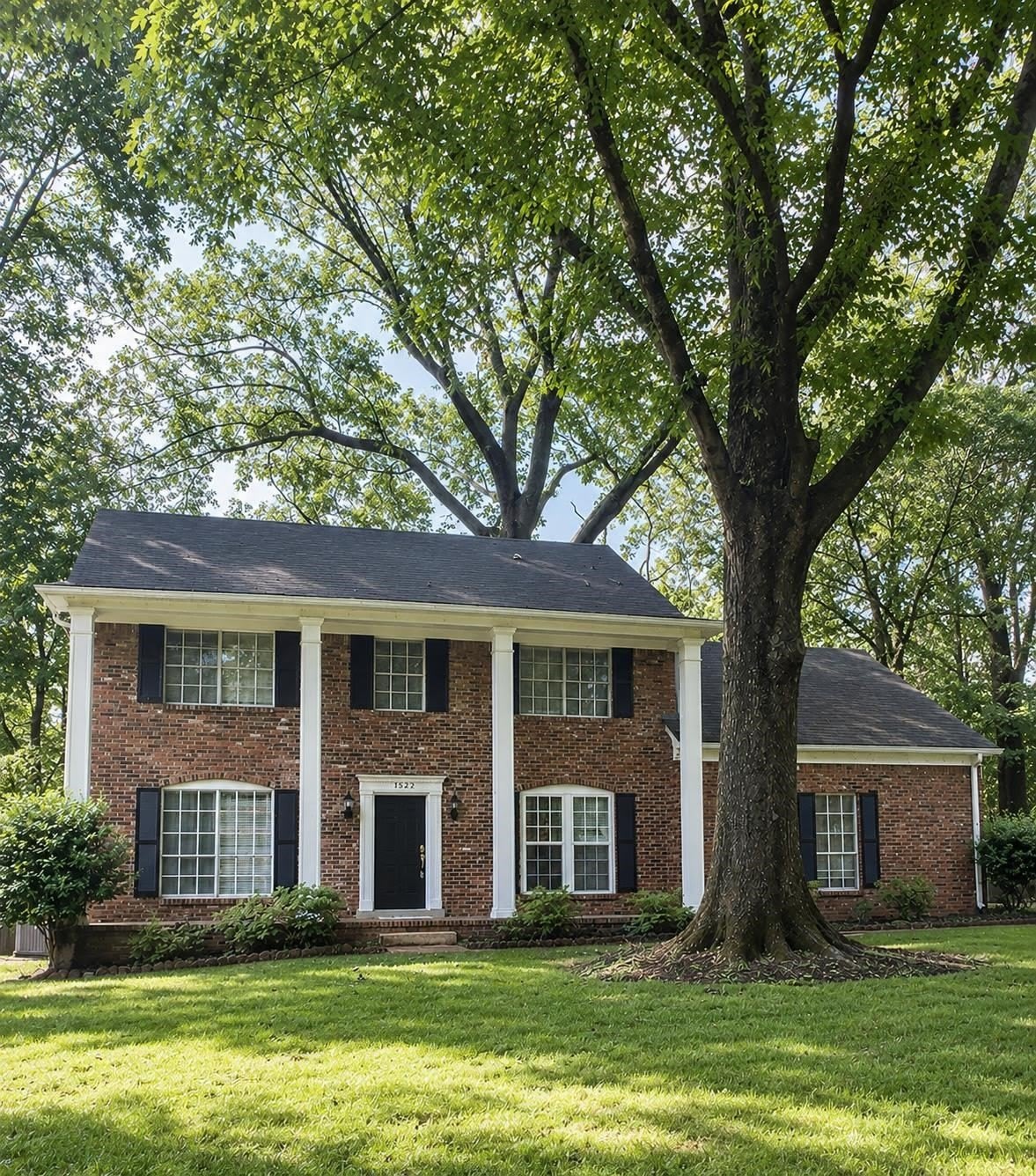 1562 HOLLY HILL Dr – photo 1