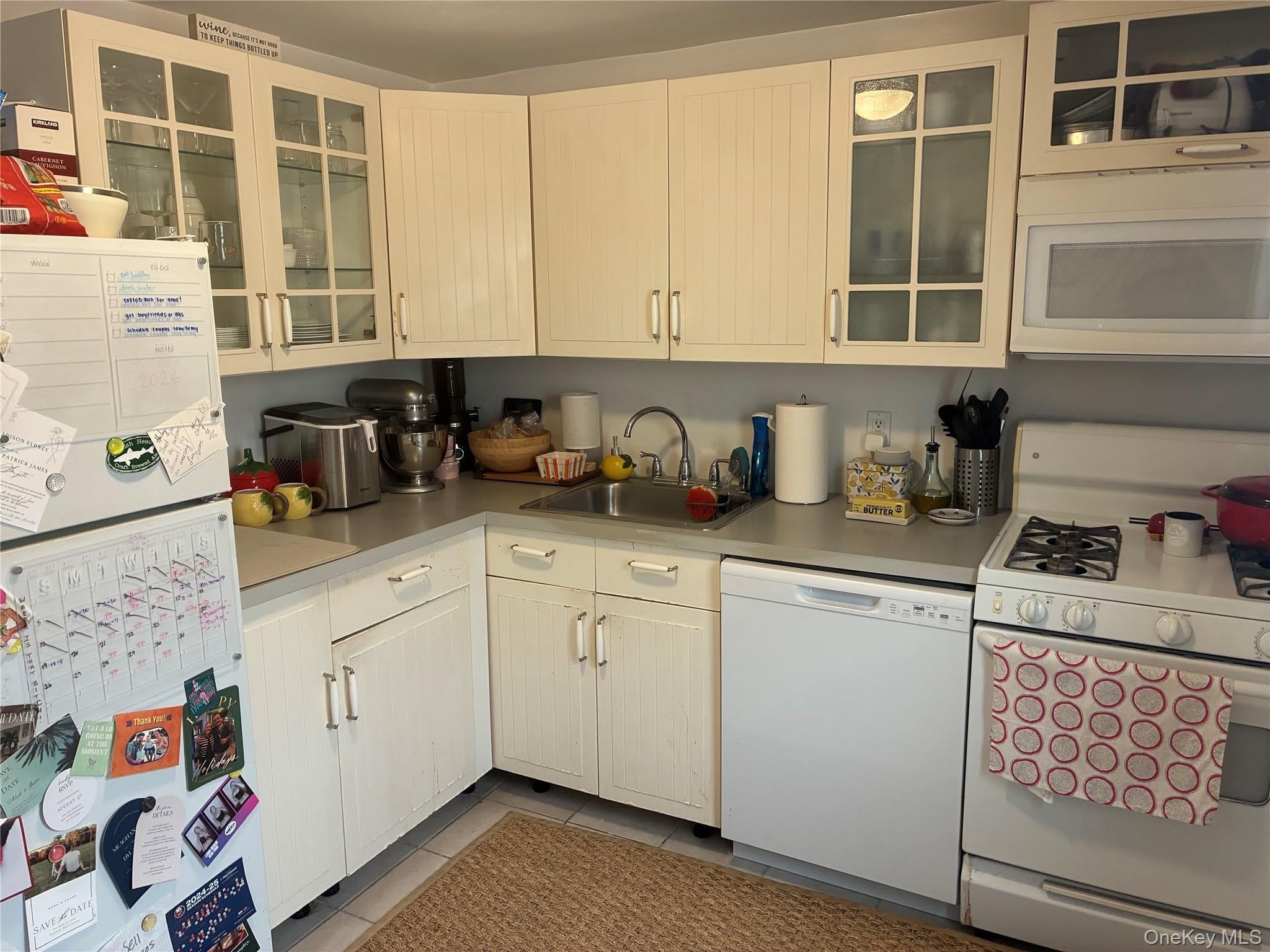 375 W Fulton Street – photo 3