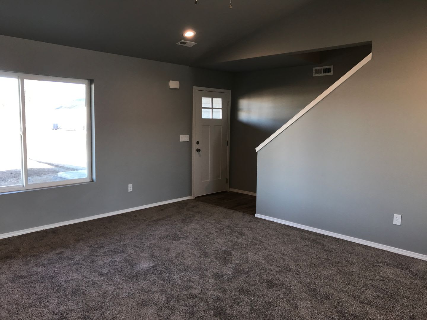 2 Story Home 4 Beds 2 5 Bath – photo 2
