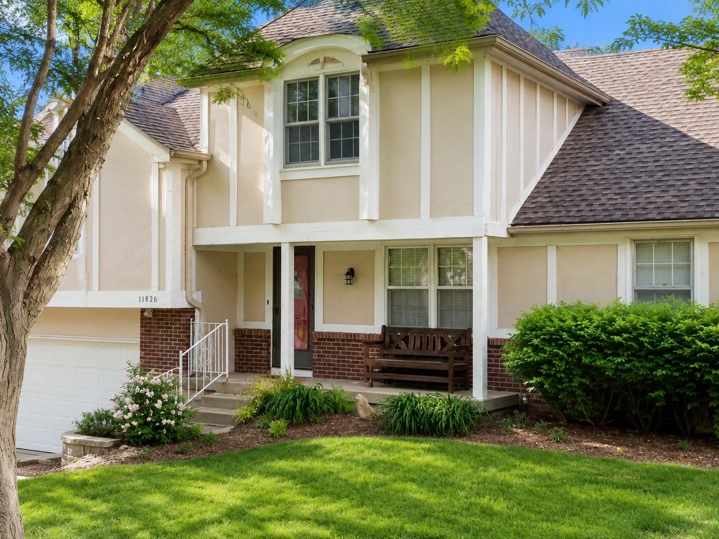 2 Separate Living Spaces In One Home 5 Bedroom 3 Bath Overland Park Home With Finished Lower Living Suite Partially Fenced Backyard – photo 2