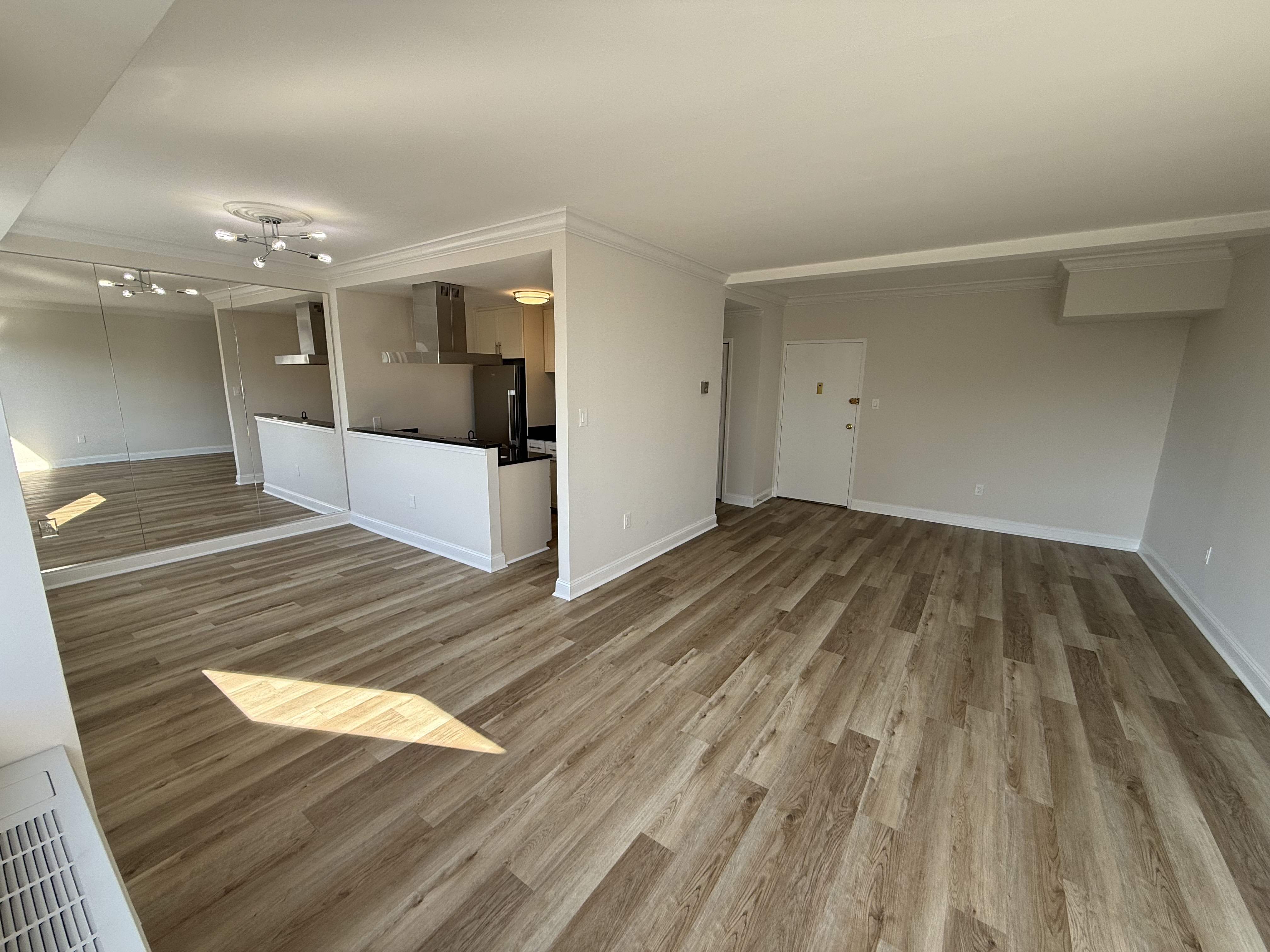 4390 Lorcom Lane – photo 4