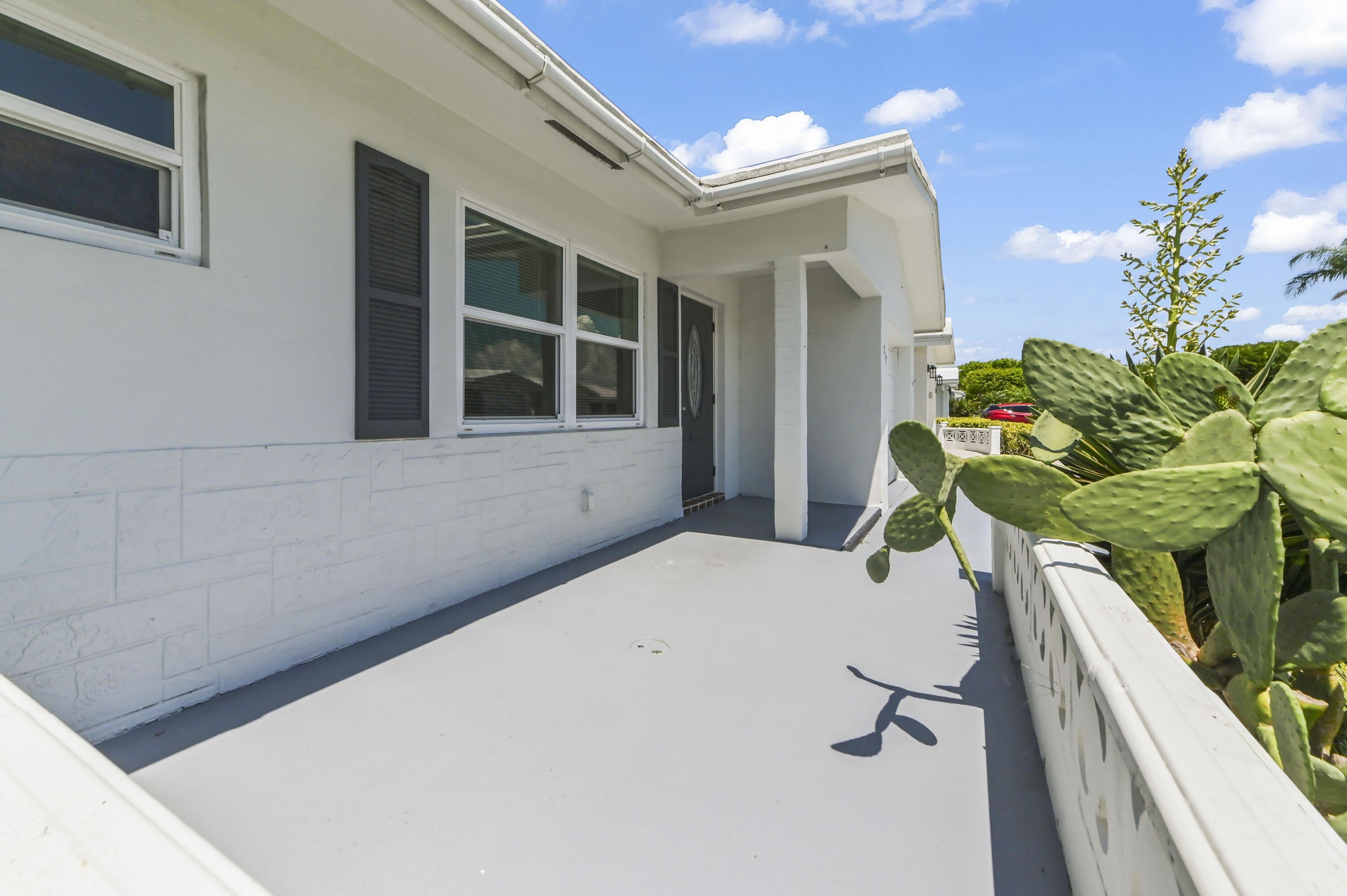 717 Sw 16Th Street – photo 3
