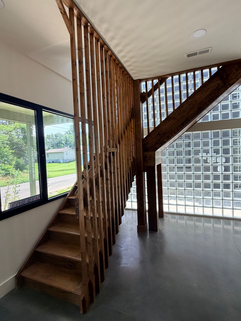 Contemporary Modern Living In North Knoxville 37917 3 Bedroom 2 5 Bath Stunning 2 Story Contemporary Home – photo 5