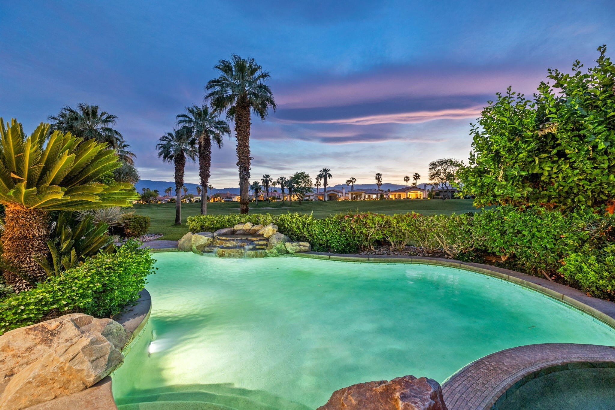 727 Arrowhead Drive – photo 2