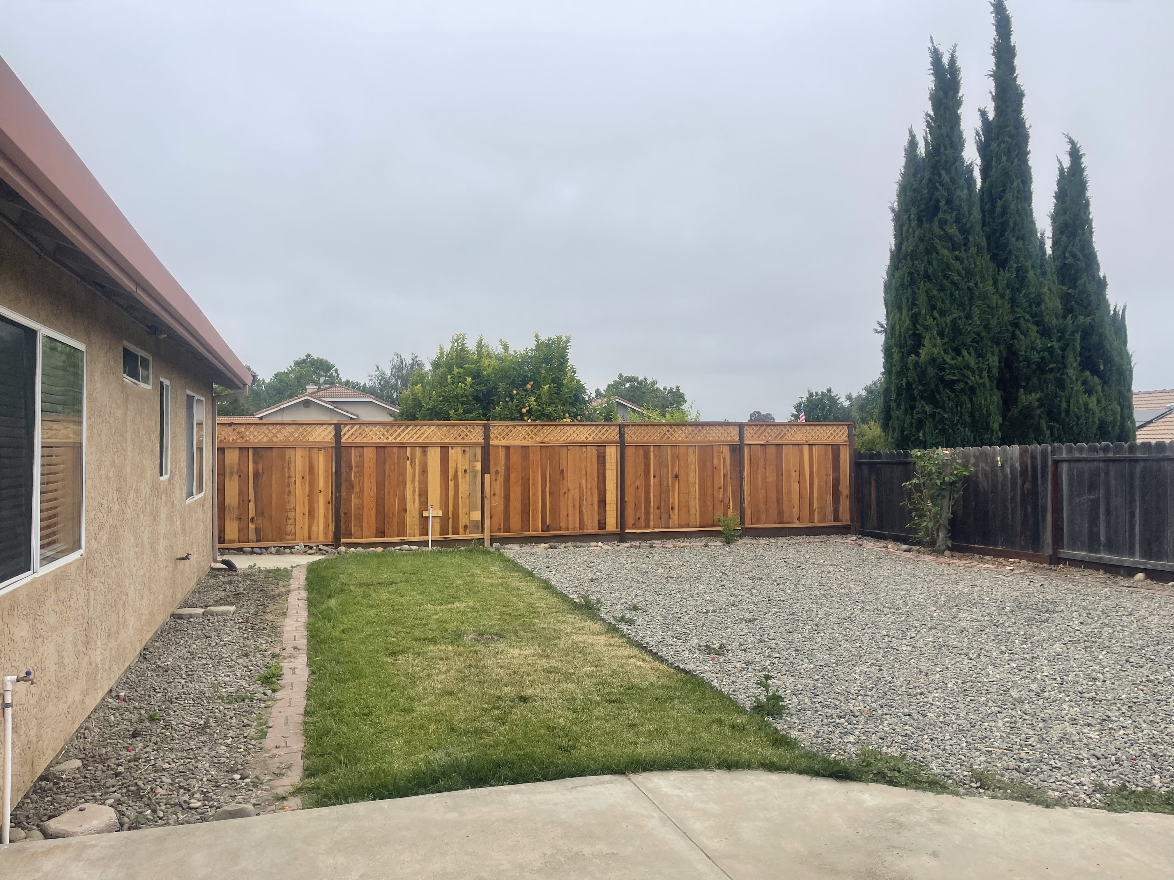 2120 Raleigh Cir – photo 2
