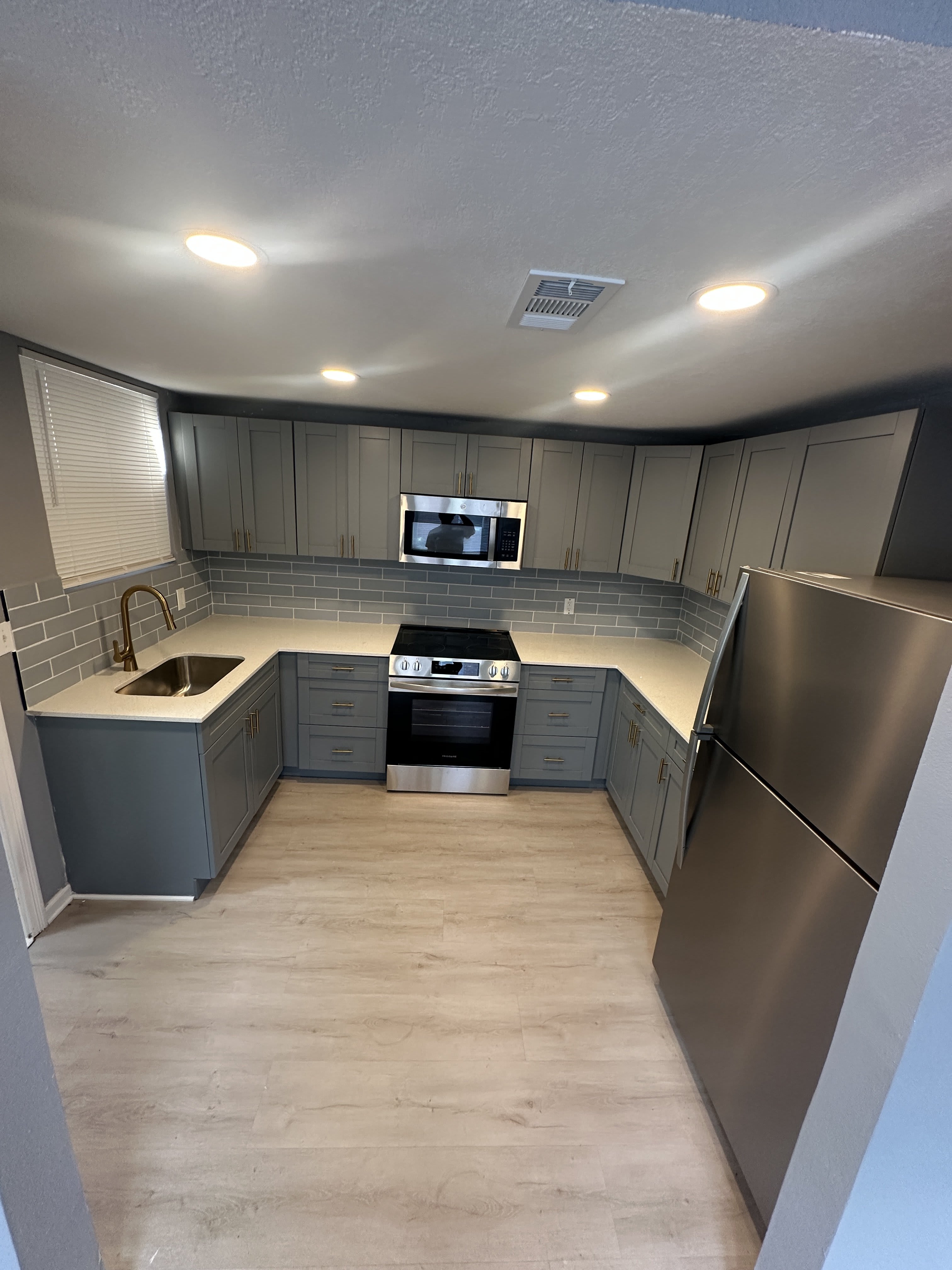 3150 Belden Circle – photo 3