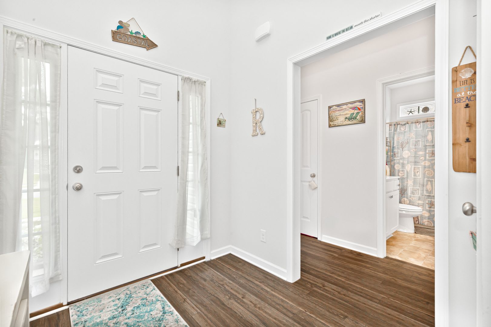 Spacious Home in Barons Bluff North – photo 3